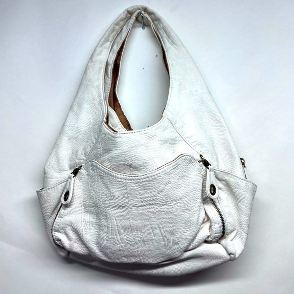 Bueno women’s white purse